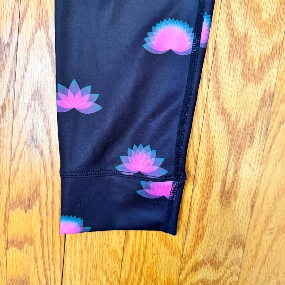 Free People Movement Women’s High Waisted Lotus Print Leggings Size Small - Picture 4 of 11